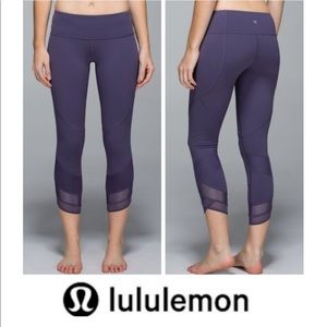 Lululemon Emerge Renewed Crop *Full-On Luon
Nightfall Size 2